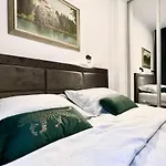 The Rocks Apartment
